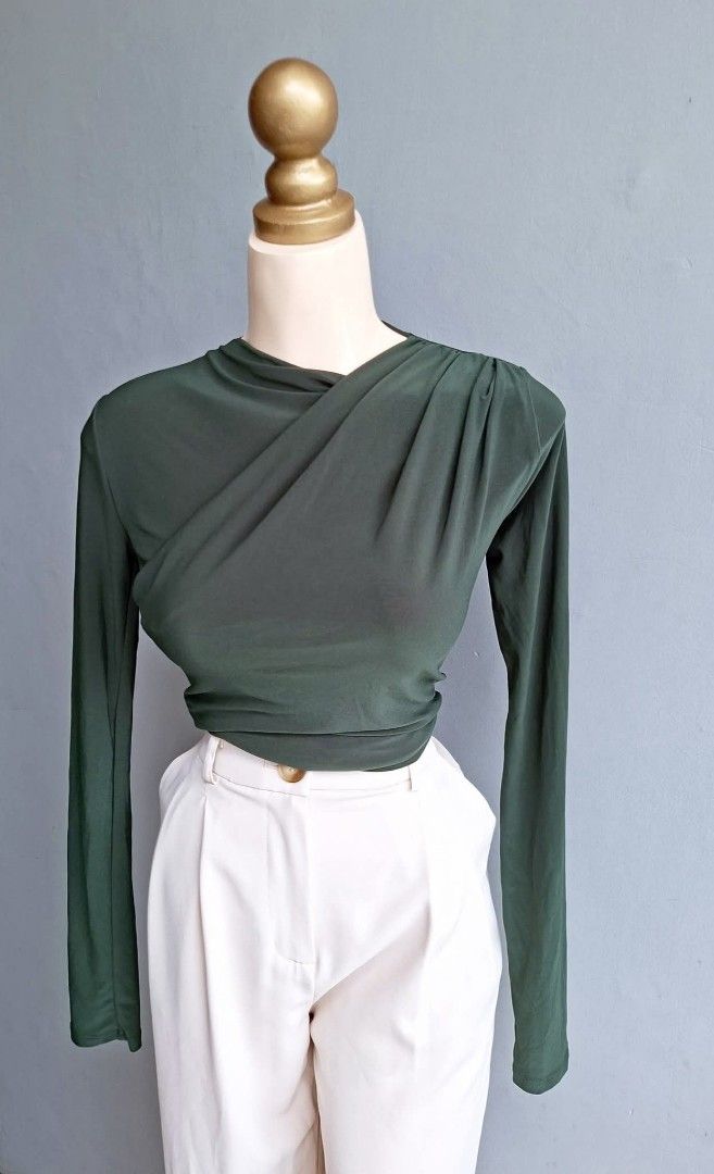 Zara longsleeves (Category: Longsleeves) located in Cavite. Submitted by lovedbymjca (Listing ID 1397666786, Image 1). Description: .