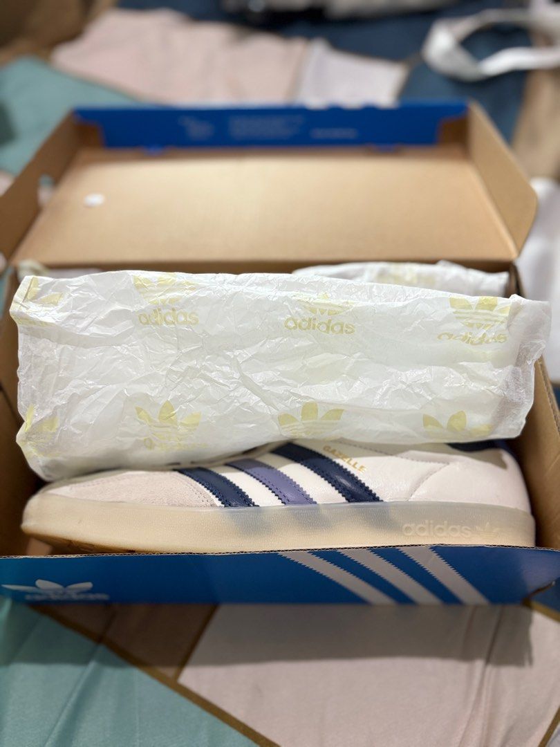 Adidas Gazelle Indoor - White/Blue (Category: Sneakers) located in Caloocan City. Submitted by gboy_01 (Listing ID 1397804300, Image 2). Description: Adidas Gazelle Indoor a retro-inspired sneaker with a premium suede or leather upper and a distinctive translucent gum sole. Rfs: too many shoes Used 2-3x sa mall.