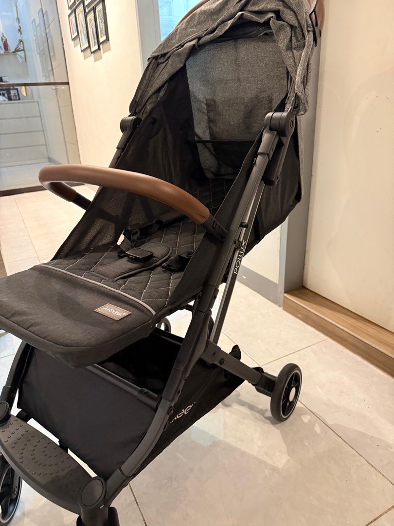 Akeeva Pollux Stroller (Category: Strollers) located in Manila. Submitted by copperxsnow (Listing ID 1397889710, Image 3). Description: 9.5/10 condition Sa mall lang nagamit ni baby Lightweight travel stroller 4kg .
