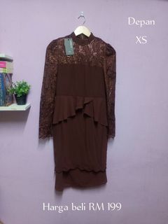 (Category: ) located in . Submitted by fafar.wardrobe (Listing ID 1397935945, Image 1). Description: .