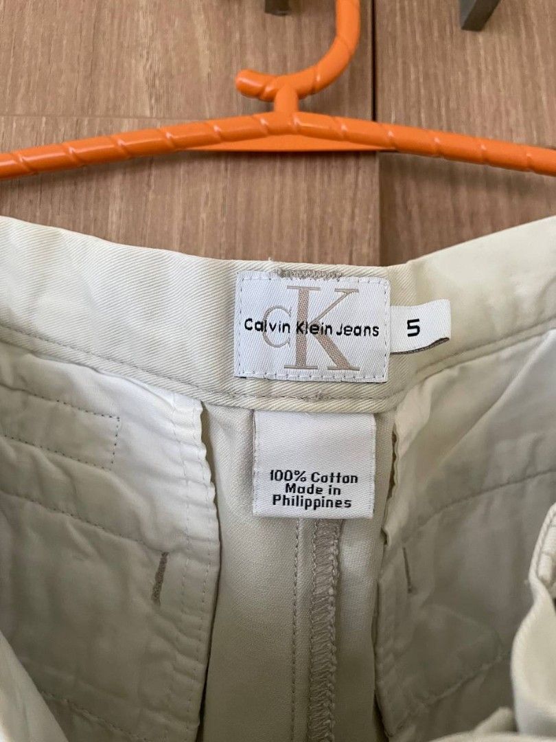 Calvin Klein Jeans Beige Shorts (Category: Shorts) located in Quezon City. Submitted by jddss (Listing ID 1397799249, Image 3). Description: Calvin Klein Jeans Shorts - Neutral beige color - Size 5 (Small) - Classic design - Button and zipper closure, with pockets Pls feel free to msg for inquiries/offers!😊.