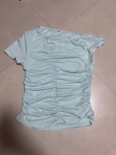 (Category: ) located in . Submitted by belovedgoods____ (Listing ID 1397950958, Image 1). Description: .