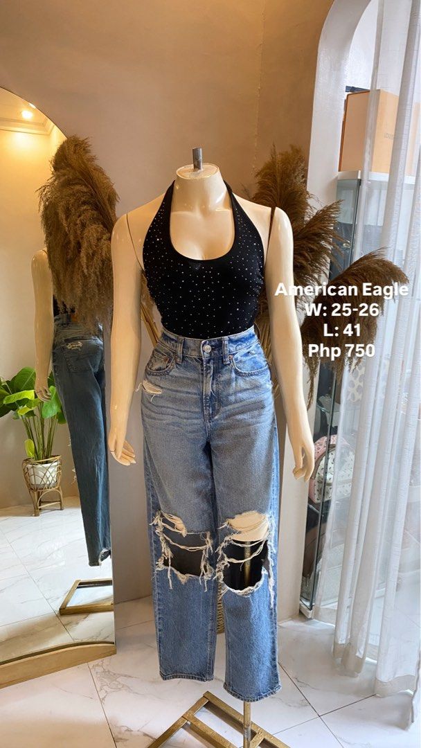 Denim Pants (Category: Jeans) located in Bacoor. Submitted by imshairag (Listing ID 1397894628, Image 3). Description: - Denim pants - Size: S/EU 36/UK 8/US 25 - Trendy design - Ready to wear.