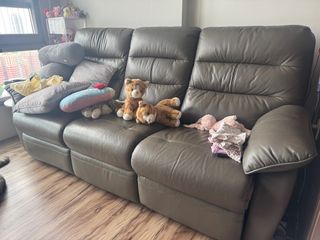 (Category: ) located in . Submitted by chanelleau (Listing ID 1397933060, Image 1). Description: .