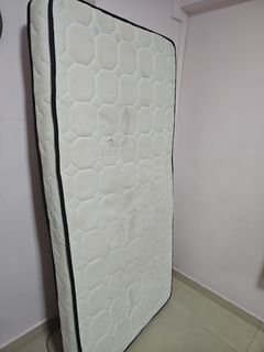 (Category: ) located in . Submitted by akhan (Listing ID 1397810335, Image 1). Description: .