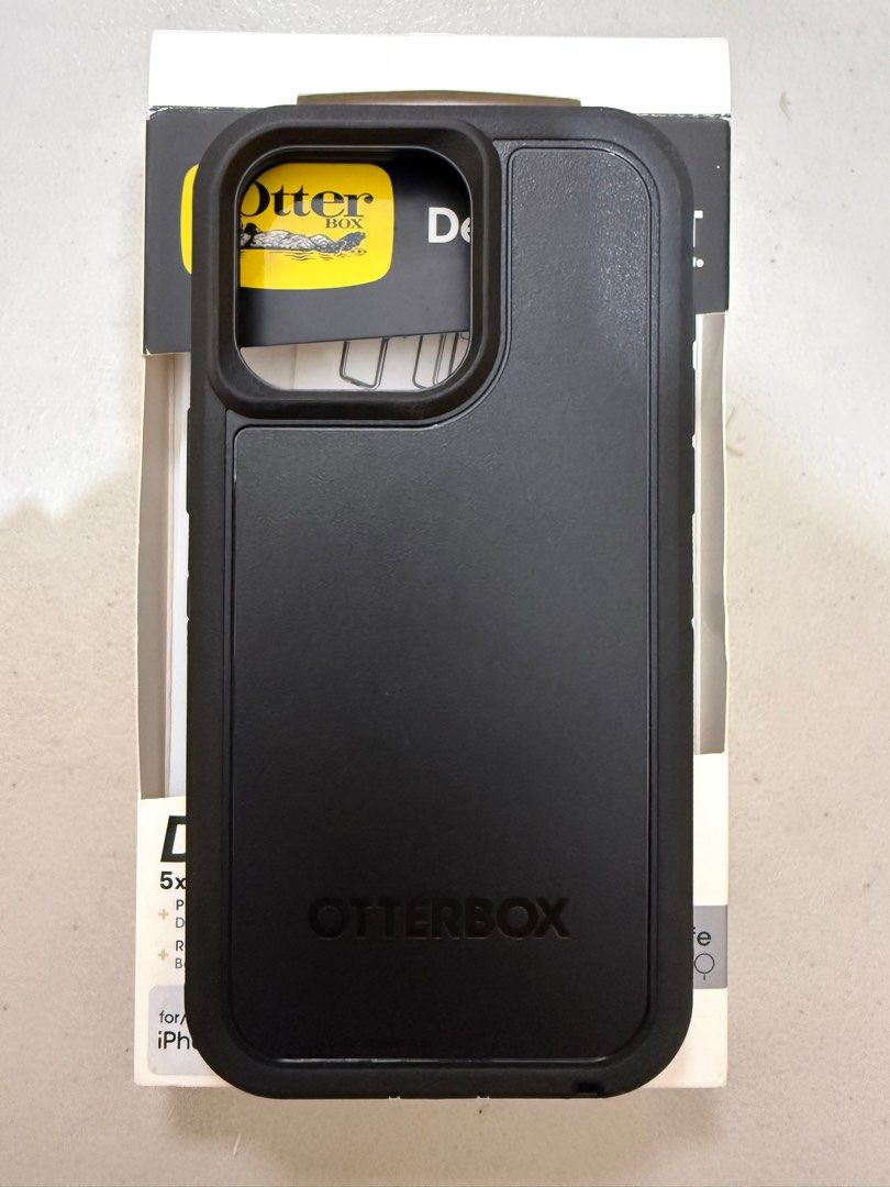 FOR SALE!! Otterbox Defender XT - Iphone 15 Pro Max (Category: Cases & Sleeves) located in Quezon City. Submitted by romecarag (Listing ID 1397855170, Image 1). Description: .