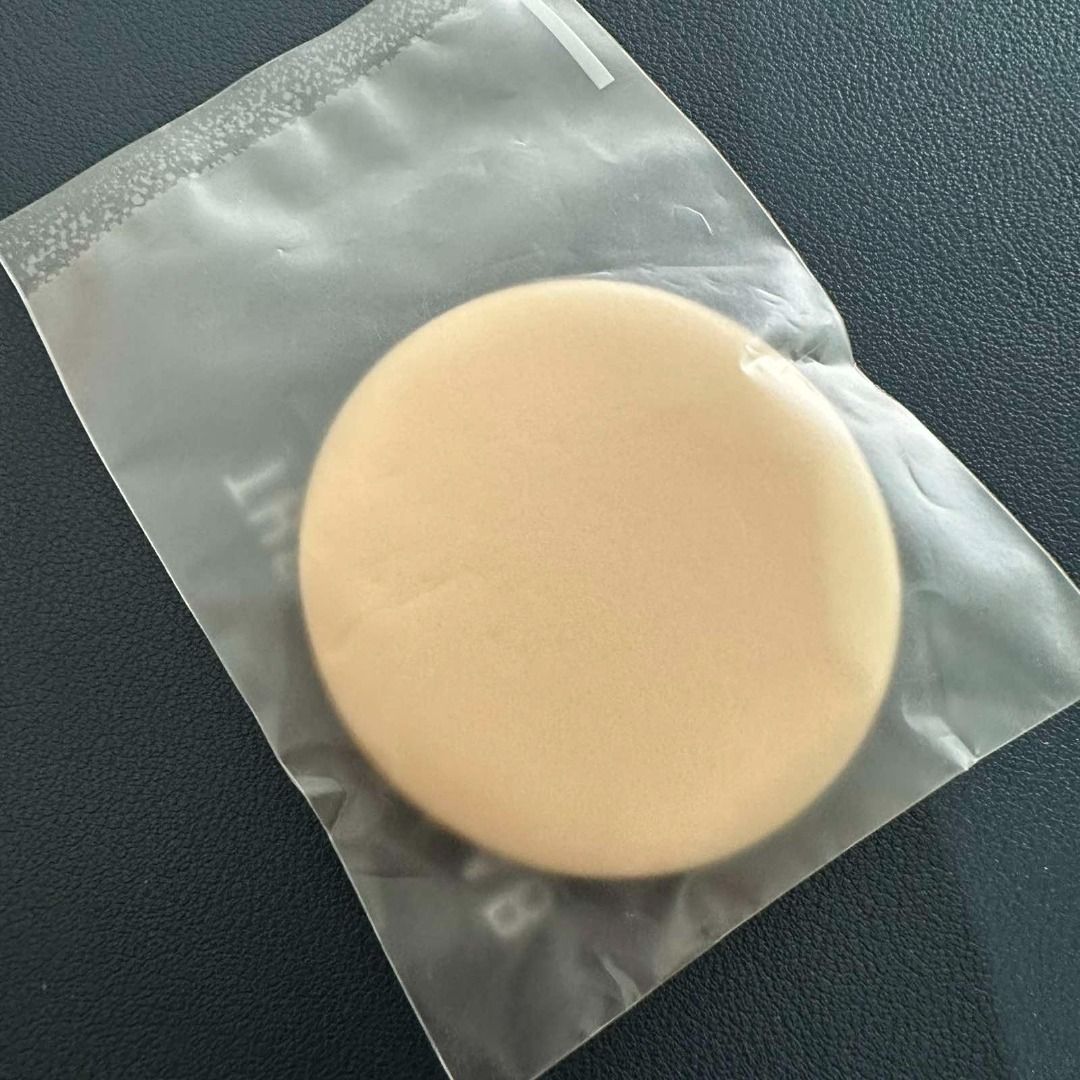 From Japan - The Tool Lab Makeup Sponge (Category: Makeup) located in Manila. Submitted by hellostreetmarket_ (Listing ID 1397852197, Image 2). Description: Bought in Japan, but I think this is a Korean product. These are sold in a pack of 2. I only need 1. .