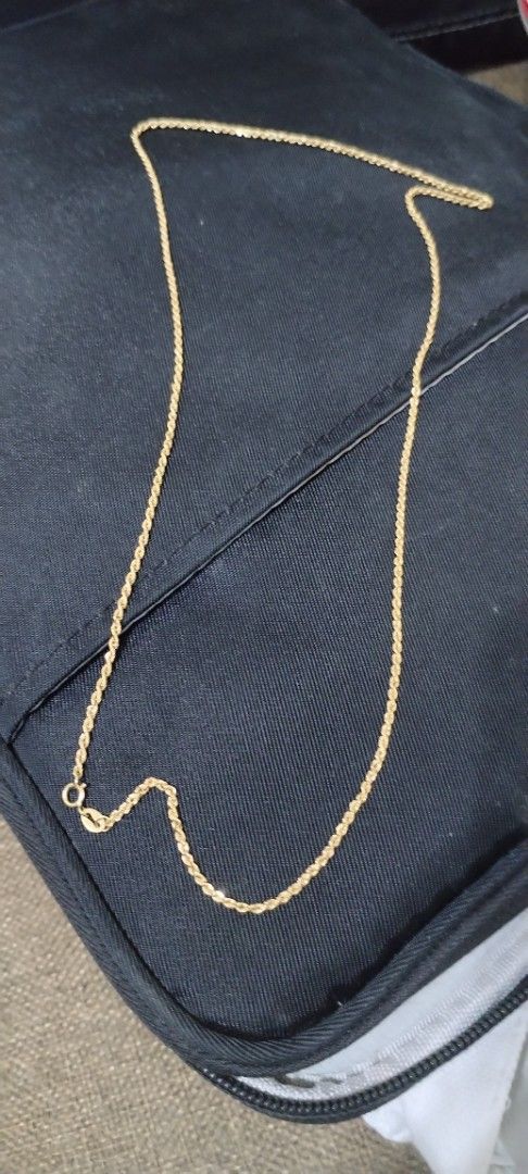 Gold Rope Chain Necklace (Category: Luxury Accessories) located in Cavite. Submitted by camiya (Listing ID 1397944245, Image 2). Description: - Gold rope chain necklace ready for meet up 21k 2.85g.