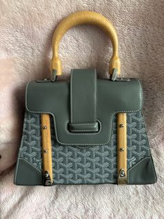 (Category: ) located in . Submitted by riri.rarapreloved (Listing ID 1397780303, Image 1). Description: .