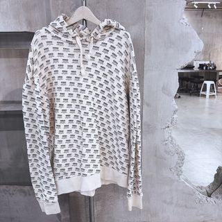 由 tzuhsienyuanyuan (刊登 ID 1397943437，圖片 1) 提交，位於 的 (類別：)，說明：。