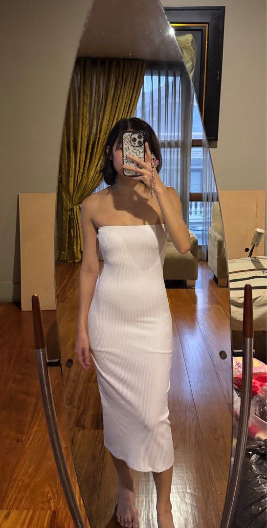 Helen Piece White Dress (Category: Dresses) located in San Juan City. Submitted by starrynight13 (Listing ID 1397882541, Image 3). Description: RFS: Don’t use it anymore.
