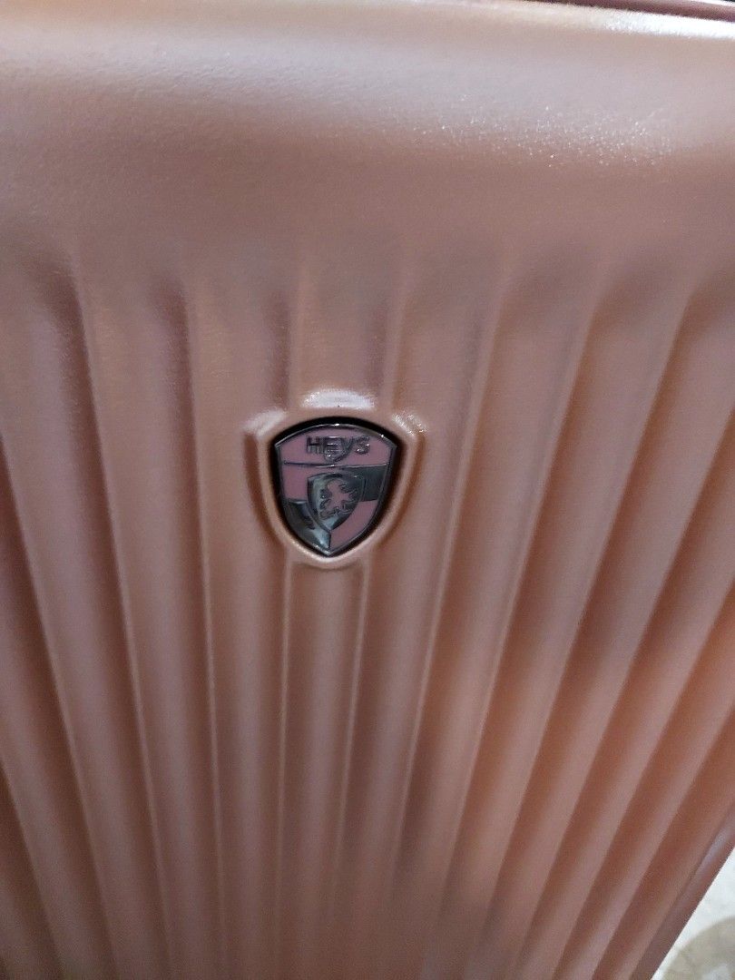 Heys Luggage Carryon Bnew (Category: Luggage) located in Paranaque City. Submitted by andim8 (Listing ID 1397791467, Image 2). Description: Oroginal Heys Luggage in Old Rose. never been used with cprner stickers still attached. slightly neg. rfs ..too much luggage already.