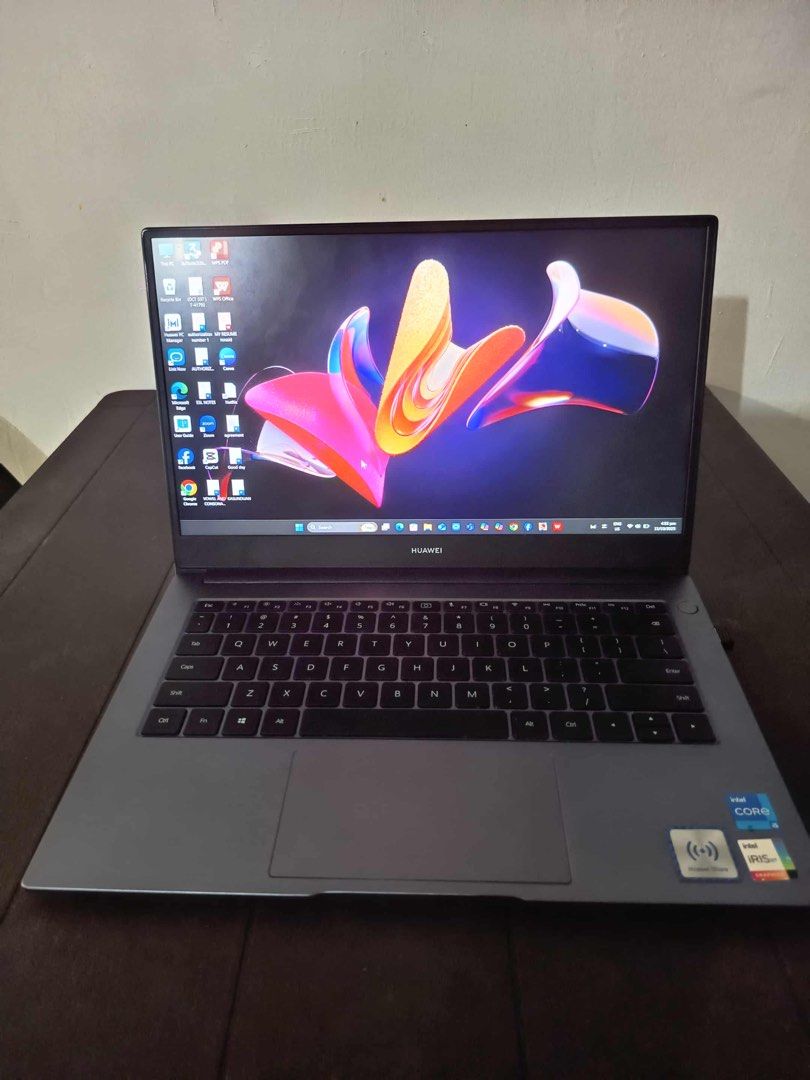 Huawei MateBook B3-420 Laptop (Category: Laptops & Notebooks) located in San Fernando. Submitted by srhgrc (Listing ID 1397907195, Image 1). Description: Hindi po ito hardly used Nanonood lang po dito ng movie/netflix Bought this for only 28,000 selling low or offer po kayo baka magkasundo. Open for meet up around Pampanga/QC Package: Unit, og charger, laptop bag - Huawei MateBook B3-420 - Intel Core i5 Processor - 8GB RAM - 477GB Storage - 14-in
