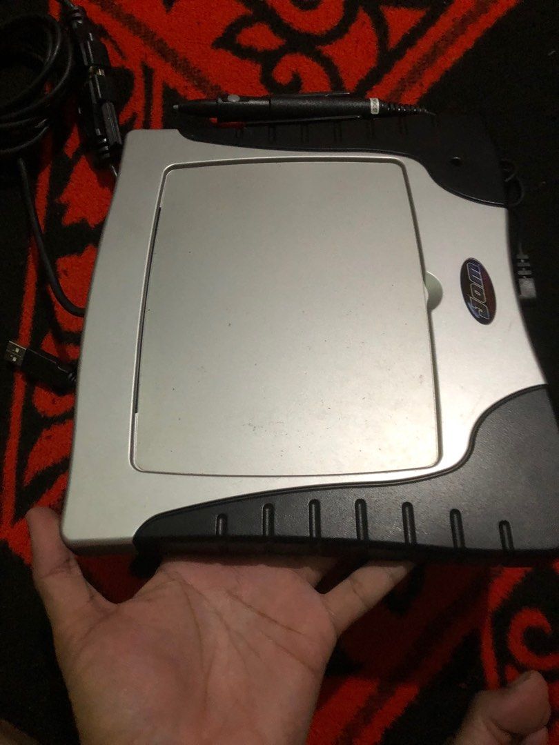 Jam Studio old graphic pen tablet tested working on pc (Category: Other Accessories) located in Quezon City. Submitted by markgolveo (Listing ID 1397908891, Image 2). Description: Jam Studio old graphic pen tablet tested working on pc Tested working on windows 10 Old pen graphic tablet model Tablet and pen included.