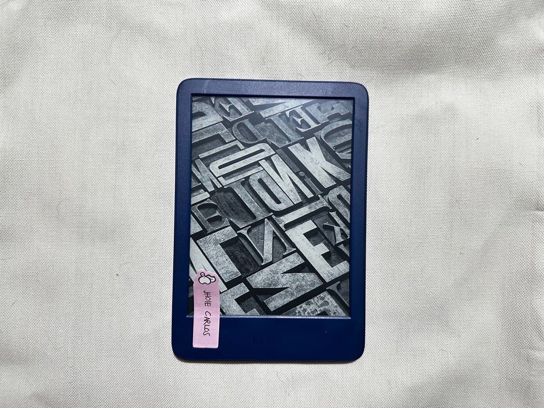 Kindle Basic 2022 16GB - Denim Blue [BUNDLE] (Category: E-Readers) located in Pasay City. Submitted by ja.carlos (Listing ID 1397779594, Image 2). Description: Kindle Basic 2022 16GB - Denim Blue (with box with original charging cable) Condition: with scratches, slightly used Inclusions: - Silicone Case (slightly yellow) - Kindle Fabric Cover Emerald Green (used condition) - Moko Case Starry Night (used condition) RFS: Fundraising for our dog who