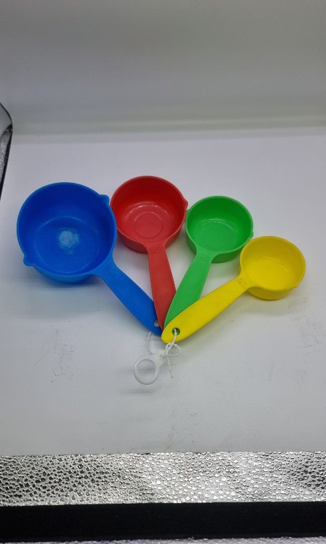 Measuring cup (Category: Bakeware) located in Marikina City. Submitted by andreah2931 (Listing ID 1397930780, Image 3). Description: .