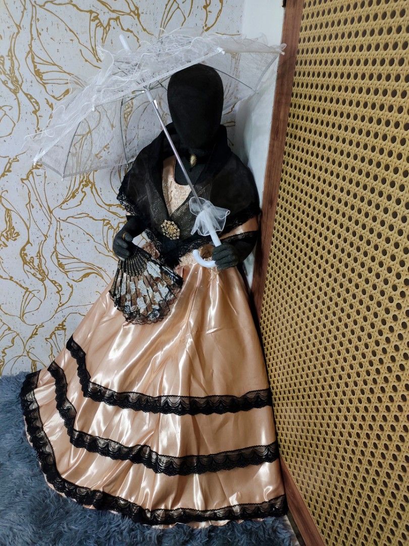 Ms. PHILIPPINES FILIPINIANA (Category: Babies & Kids Fashion) located in Candelaria. Submitted by mpm_42 (Listing ID 1397887153, Image 2). Description: Rent fee 700+500 security deposit refundable with valid id **Additional 100 per day for late fees First to pay basis ‼️ We ship Nationwide ‼️ location Candelaria Quezon.