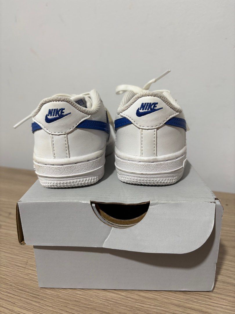 NIKE AIRFORCE 1 toddler 7C (Category: Babies & Kids Fashion) located in Pasig City. Submitted by declutterwithmaria (Listing ID 1397912468, Image 3). Description: Authentic with Box Size 7C (13cm) Just needs cleaning Never stepped on flat surface.