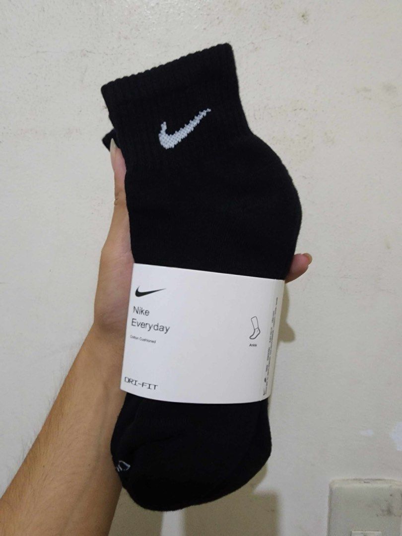 Nike Crew Socks (Category: Socks) located in Taguig. Submitted by courtsidecollection (Listing ID 1397849739, Image 2). Description: Crew Socks Mid Socks 3 pairs per bundle Taguig location.