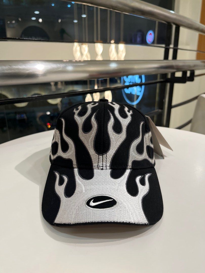 NIKE OG FLAMES ( LOWEST ) (Category: Caps & Hats) located in Manila. Submitted by jmdvm (Listing ID 1397956328, Image 1). Description: NIKE OG FLAMES 🔥 OSFA FEEL FREE TO ASK DM FOR MORE INFO .