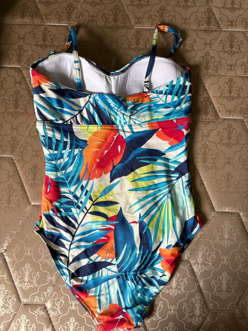 One piece floral swimsuit (Category: Bikinis & Swimsuits) located in Marikina City. Submitted by igmtsisters (Listing ID 1397806290, Image 2). Description: best for 34-36B sample when worn- last photo.