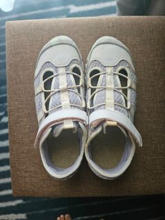 (Category: ) located in . Submitted by aimee727 (Listing ID 1397868492, Image 1). Description: .
