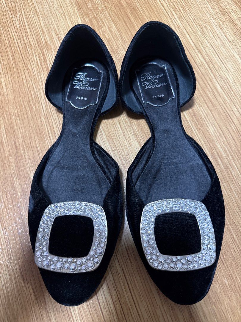 Roger Vivier Black Velvet Flats (Category: Flats & Sandals) located in Quezon City. Submitted by sbcarrot (Listing ID 1397825071, Image 1). Description: - Roger Vivier flats - Black velvet - Square crystal buckle - Open-vamp design - Size 36.5 - Made in Italy - Gently used, some wear on soles.
