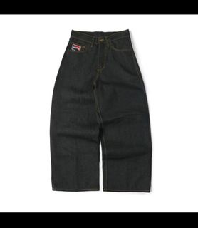 (Category: ) located in . Submitted by zuustoremy (Listing ID 1397855144, Image 1). Description: .