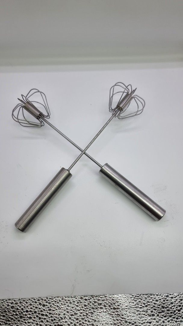 Stainless Steel Whisk (Category: Bakeware) located in Marikina City. Submitted by andreah_16 (Listing ID 1397938087, Image 2). Description: - Set of 2 stainless steel whisks - Features a durable metal handle - Wire whisk head for efficient mixing - Ideal for whipping eggs, mixing batter, and creating sauces - Easy to clean and store.