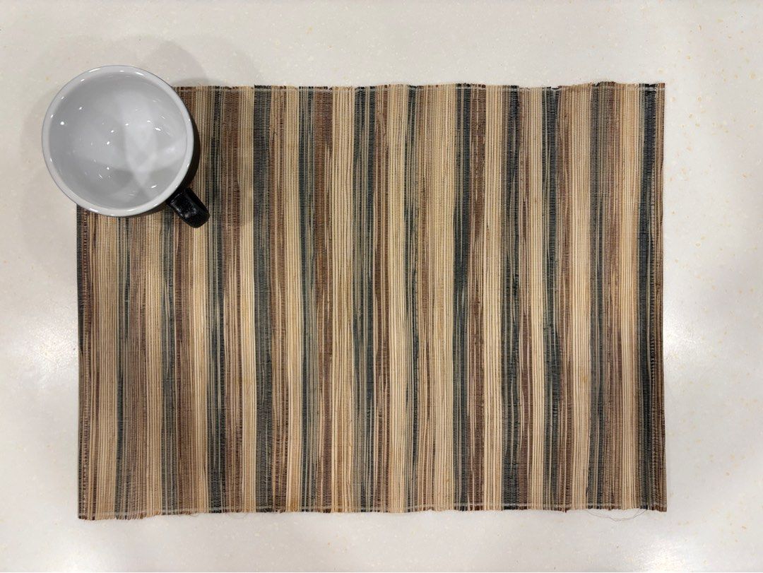 Striped Woven Placemats (Category: Table Linen & Textiles) located in Quezon City. Submitted by marlo19 (Listing ID 1397872979, Image 1). Description: Woven placemat set Set of 5.