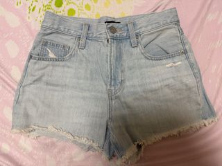 (Category: ) located in . Submitted by littleapple95 (Listing ID 1397867008, Image 1). Description: .