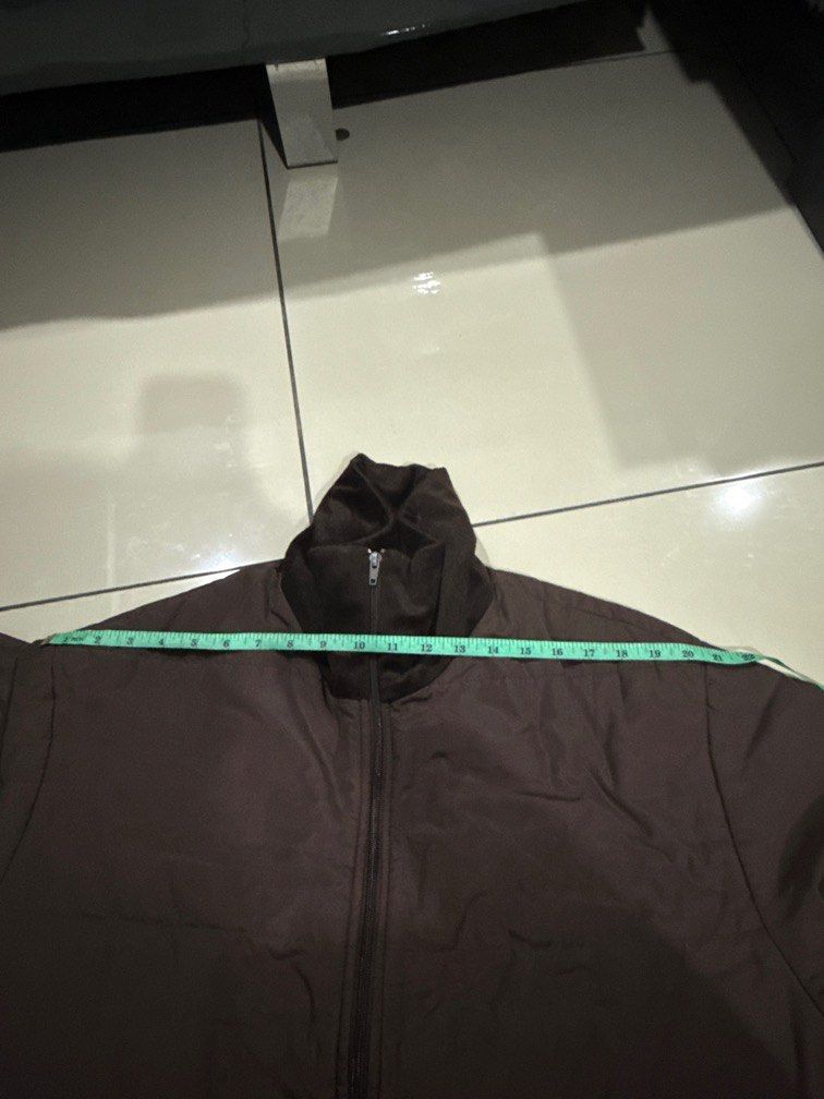 Winter Jacket (Category: Coats, Jackets and Outerwear) located in Nilai. Submitted by zetty15 (Listing ID 1397950448, Image 2). Description: Delivery RM8 J&T Self pickup @MetroPark Sendayan.