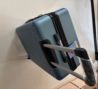 (Category: ) located in . Submitted by bay50 (Listing ID 1397852624, Image 1). Description: .