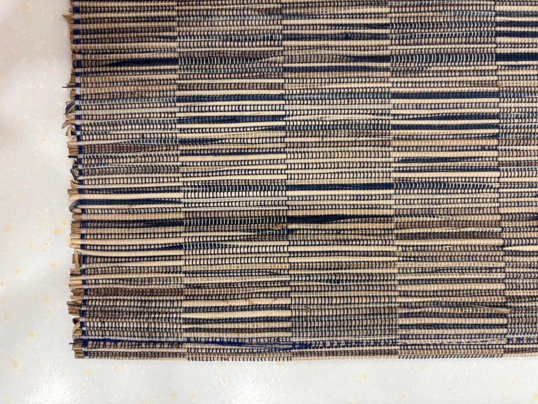Woven Placemats Set (Category: Table Linen & Textiles) located in Quezon City. Submitted by marlo19 (Listing ID 1397871791, Image 2). Description: Woven placemats set of 6 Striped pattern (brown and blue) Rfs: switched to plastic placemats .