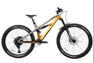 （分類：）位於 。 由 trendybike 提交（商品編號 1398112159，圖片 1）。簡介： 。