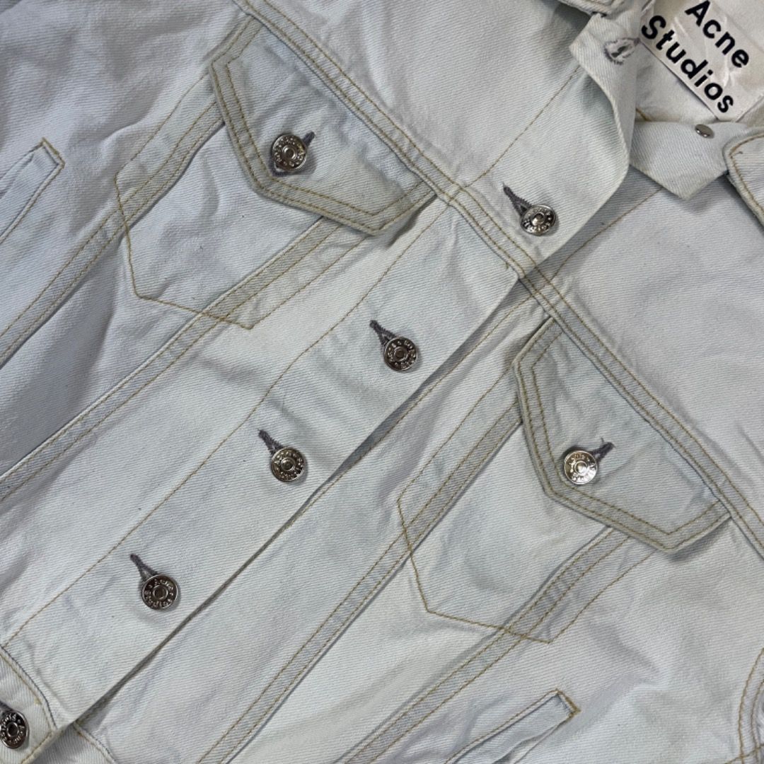 Acne Studios Lab Bleach Vtg Denim Jacket (Category: Luxury Apparel) located in Bacolod City. Submitted by cast.archives (Listing ID 1398109600, Image 3). Description: Acne Studios Lab Bleach Vtg Denim Jacket Authentic Tagged size: 34 Size: Medium Condition: Excellent Flaw: None.