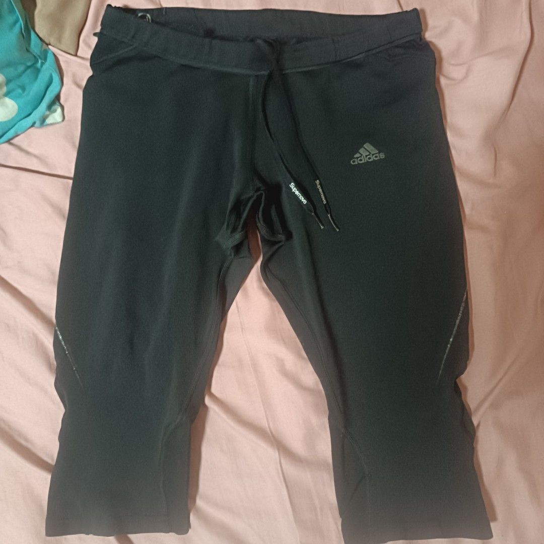 Adidas ClimaCool Compression shorts (Category: Activewear) located in San Juan City. Submitted by ag0807 (Listing ID 1397982847, Image 1). Description: - Adidas Climacool Compression shorts - Color: Black - Size: M - Features drawstring waist - Adidas logo on front - ClimaCool technology - Made in Indonesia.