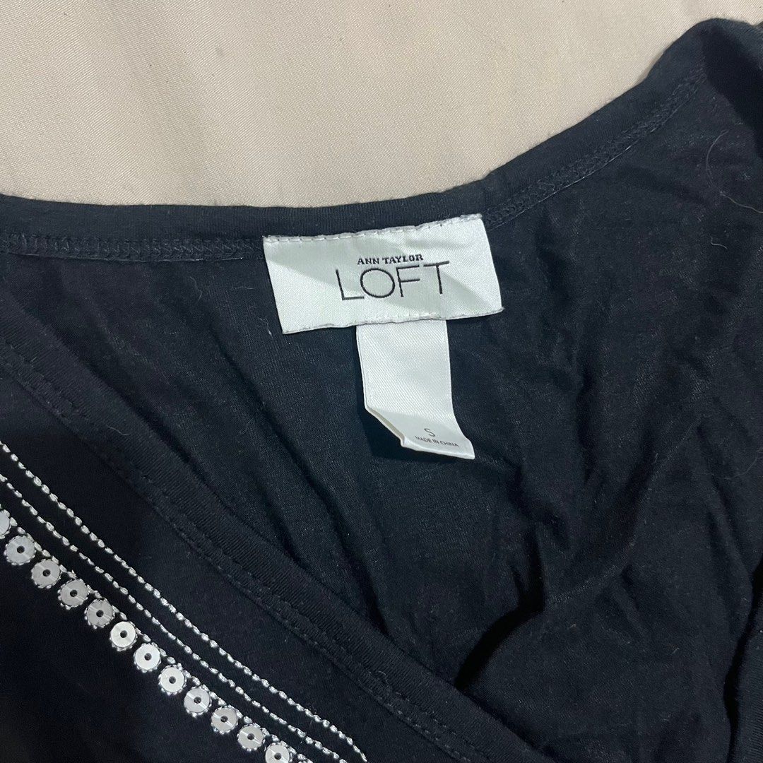 Ann Taylor Babydoll Top (Category: Sleeveless) located in Cavite. Submitted by dianscloset (Listing ID 1398139054, Image 2). Description: Size: S-M - super presko ng fabric - intact pa lahat ng details, tags, etc. (in pristine condition) item price is slightly negotiable, drop serious offers pls ✨ Shop Guidelines ✨ 💸 Payment First Policy. GCash only. No payment, no process. 🛍️ send your shipping details (Name, Address, Contact No.) upon confirm