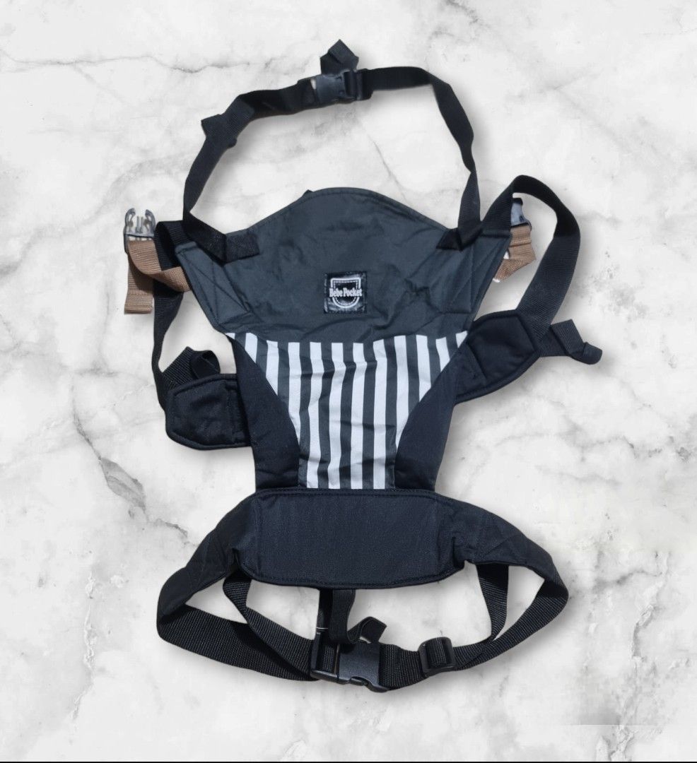 Bebe Pocket Baby Carrier (Category: Carriers & Slings) located in Marikina City. Submitted by andreah_16 (Listing ID 1397999165, Image 3). Description: - Bebe Pocket baby carrier - Black and white striped design - Adjustable straps and buckles - Secure fit - Comfortable for baby.