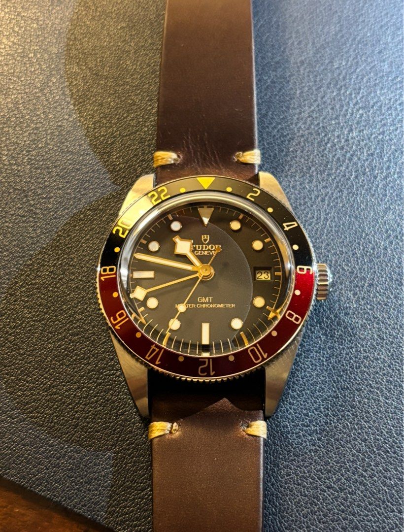 Black Bay 58 GMT (Category: Luxury Watches) located in Muntinlupa City. Submitted by shawnkemp40 (Listing ID 1398007140, Image 2). Description: -purchased March 2025 from Tudor AD; -complete with box and papers; -bracelet not worn only resized. (brown strap in picture not included) 227k.