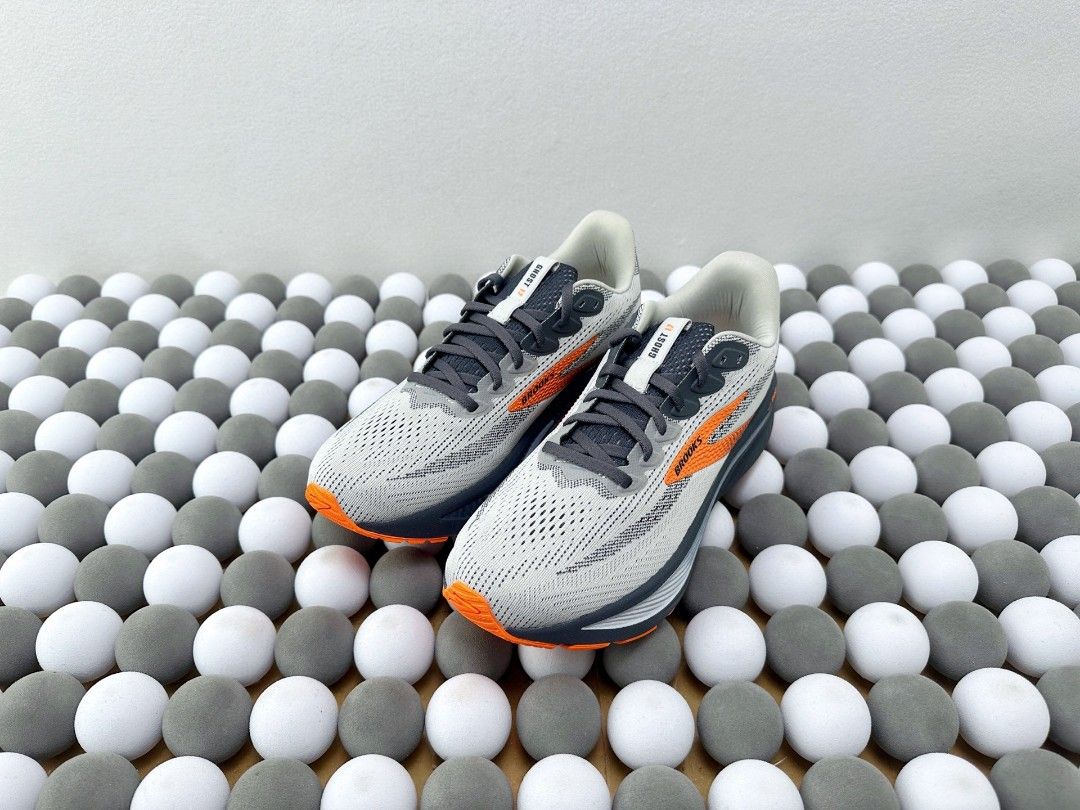 Brooks Ghost 17 （分類：波鞋）位於 Hong Kong。 由 online33.hk 提交（商品編號 1398103996，圖片 2）。簡介： Brooks Ghost 17。