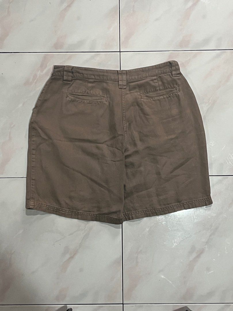 Brown Short (The Territory Ahead) (Category: Shorts) located in Bulacan. Submitted by levidiff (Listing ID 1398054160, Image 3). Description: Brown Short (The Territory Ahead) Very good condition Check detailed pics W - 32 L - 17.5 Leg opening - 12.5.