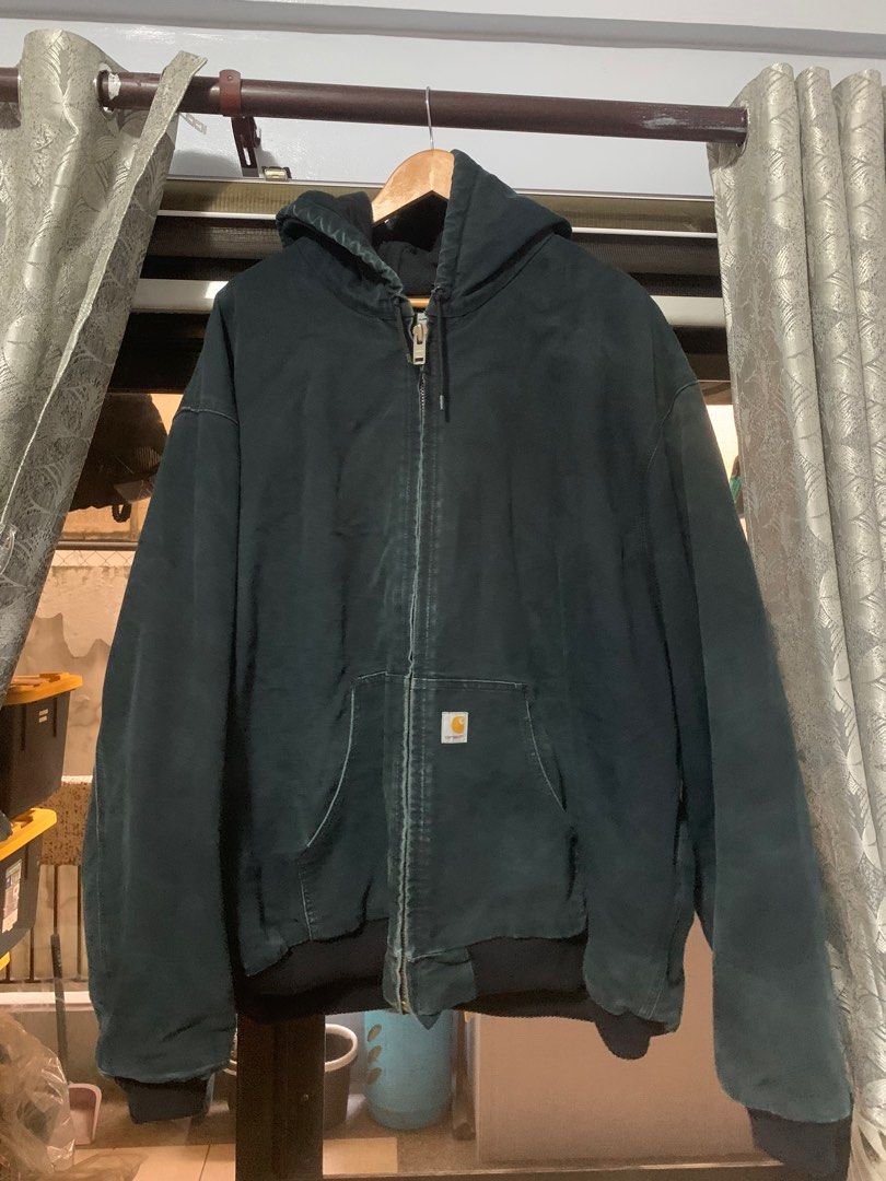 Carhartt active jacket (Category: Activewear) located in Quezon City. Submitted by djrakrakantodamax (Listing ID 1397979760, Image 1). Description: Steal 2xl 28x31 dimes Swag fades and distressing Black but had a blue hue to fading.