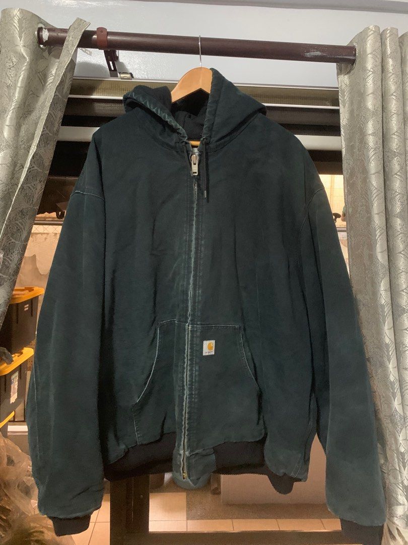 Carhartt active jacket (Category: Activewear) located in Quezon City. Submitted by djrakrakantodamax (Listing ID 1397979760, Image 3). Description: Steal 2xl 28x31 dimes Swag fades and distressing Black but had a blue hue to fading.