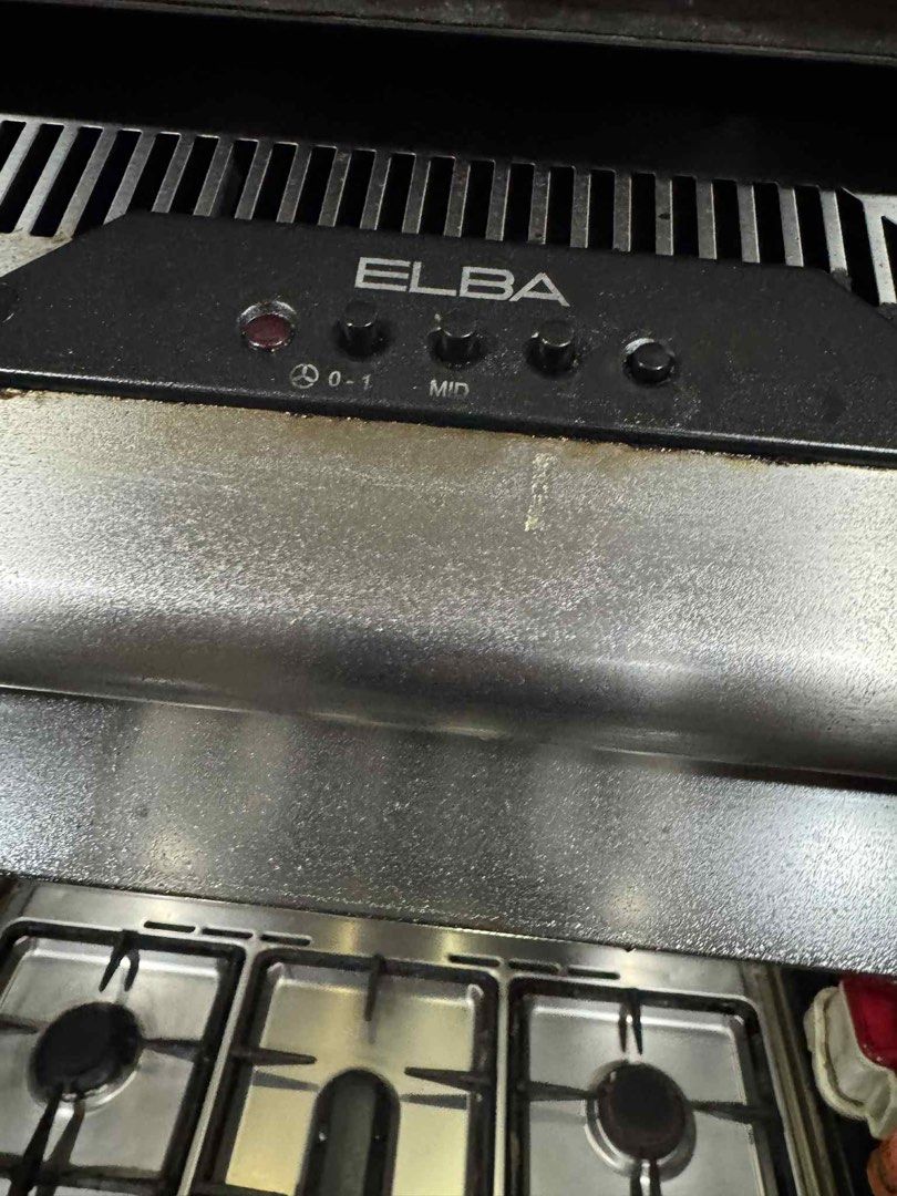 Elba Gas Range with Oven and Exhaust (Category: Ovens & Toasters) located in Quezon City. Submitted by kimioutlet (Listing ID 1398063818, Image 2). Description: - Elba gas range with 5 burners and oven - Stainless steel finish - Integrated range hood - Control knobs for burner and oven - Oven door with handle - Suitable for cooking various dishes SET FOR SALE: 2007 Elba cookshow 5 burners with oven & Exhaust RFS: Upgrade 13k negotiable Issues: Fa