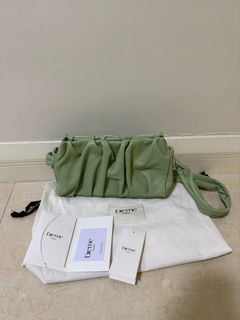 （分類：）位於 。 由 gaeto 提交（商品編號 1398060072，圖片 1）。簡介： 。