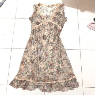 (Category: ) located in . Submitted by melodini (Listing ID 1398120303, Image 1). Description: .