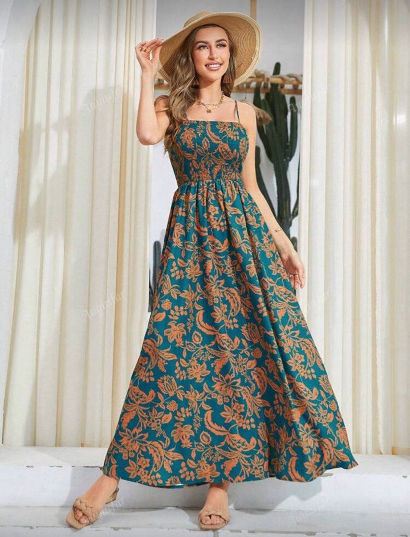 Floral Print Long Dress (Category: Dresses) located in Balanga. Submitted by SVshop (Listing ID 1398091172, Image 2). Description: Ang pretty po nito lalo pag nakasuot. Need ko lang space sa cabinet ko. Beautiful Floral Print Dress. Fits XS to Medium.