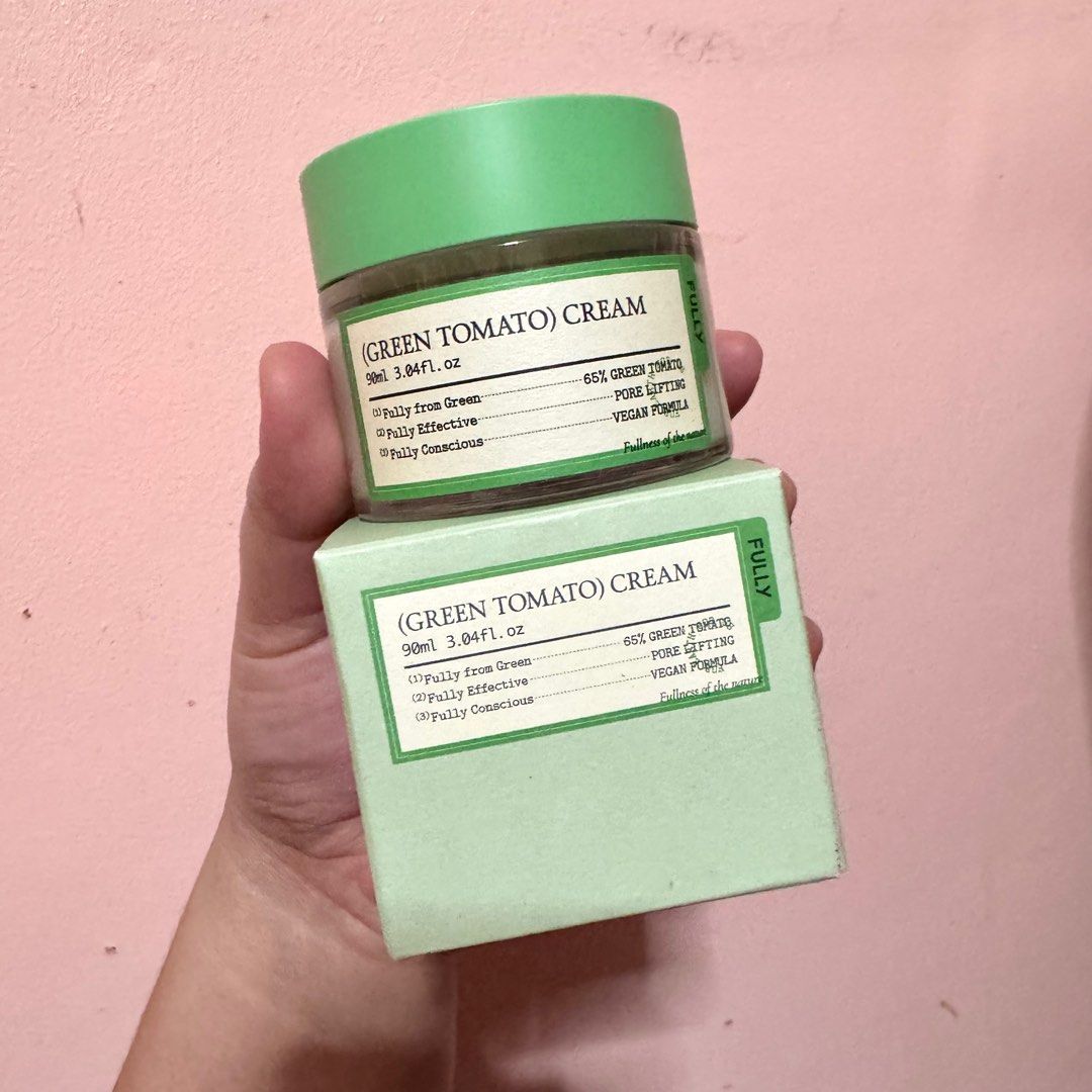 Fully Green Tomato Cream 90ml (Category: Face Care) located in Taguig. Submitted by cris_021 (Listing ID 1398152597, Image 1). Description: - Fully Green Tomato Cream - Vegan formula - Contains 65% green tomato - Pore-lifting benefits - 90ml / 3.04 fl. oz. - Expiration Date: December 30, 2027 - used once Loc taguig.