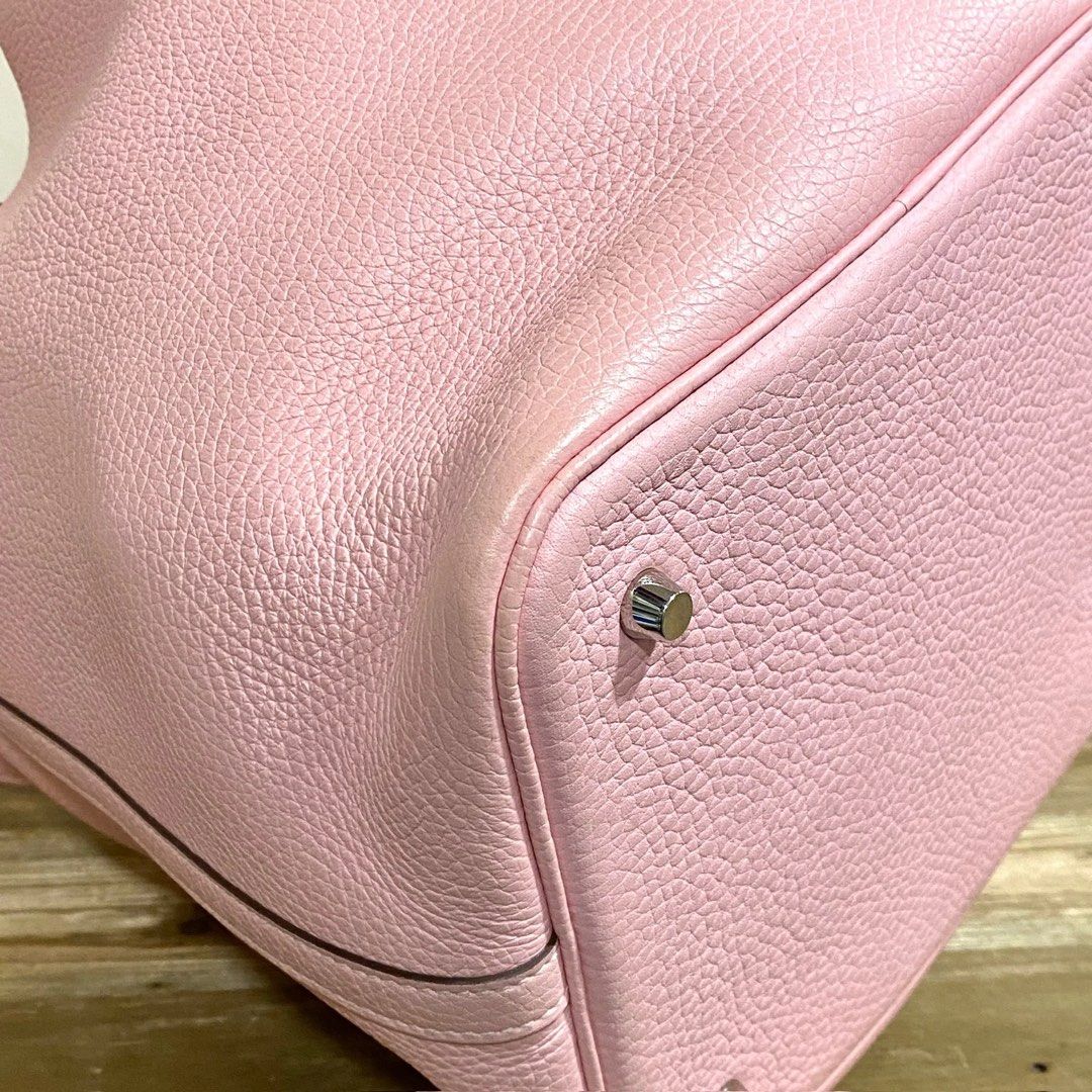 Hermes Picotin 22 Rose Sakura SHW (Category: Luxury Bags & Wallets) located in Quezon City. Submitted by __12345 (Listing ID 1398039600, Image 3). Description: Hard to find and one of the most sought after colors 💗 - Preorder (2 weeks eta) - 9/10 good condition - Stamp X - Includes dustbag, lock & key, and entrupy - Available for meet ups/delivery - Detailed photos available upon request - Guaranteed authentic or money back! Open to sourcing req